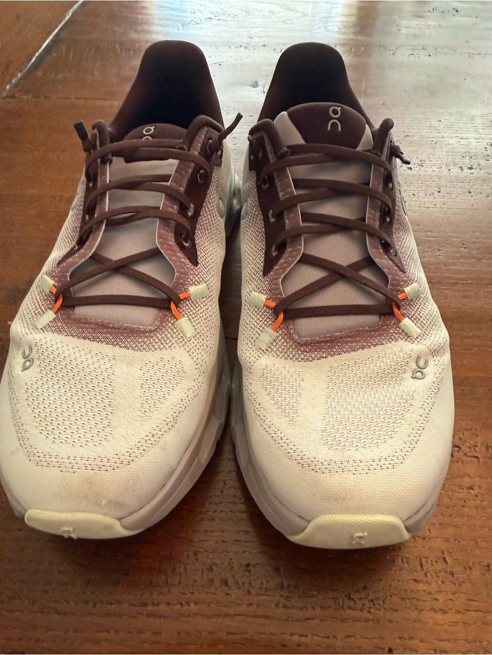 ON CLOUDTiLT sneaker - Picture 2 of 6